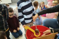 efe2473b-2d02-4e54-9ca9-722c9848daf5