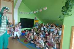 d1747942-cb27-45c3-a0d6-1357c4872b9e