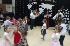 61e6f37a-5bb7-46cc-aa2a-feb044b4dd54