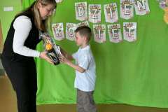 d2301cb6-74be-4ec8-bf36-710d3fe22b34