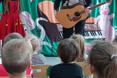 00fc9d26-1b5f-456c-9724-1972e94c6a6b