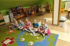 b9c49ef6-18d0-4e33-bc3b-40e1b8bf78d4