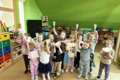 8121a4df-4688-41b4-a136-455572c26c08