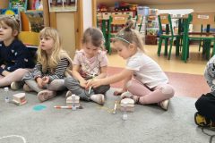 57a0cab8-f3bb-419b-b6a5-06313d29d7c1